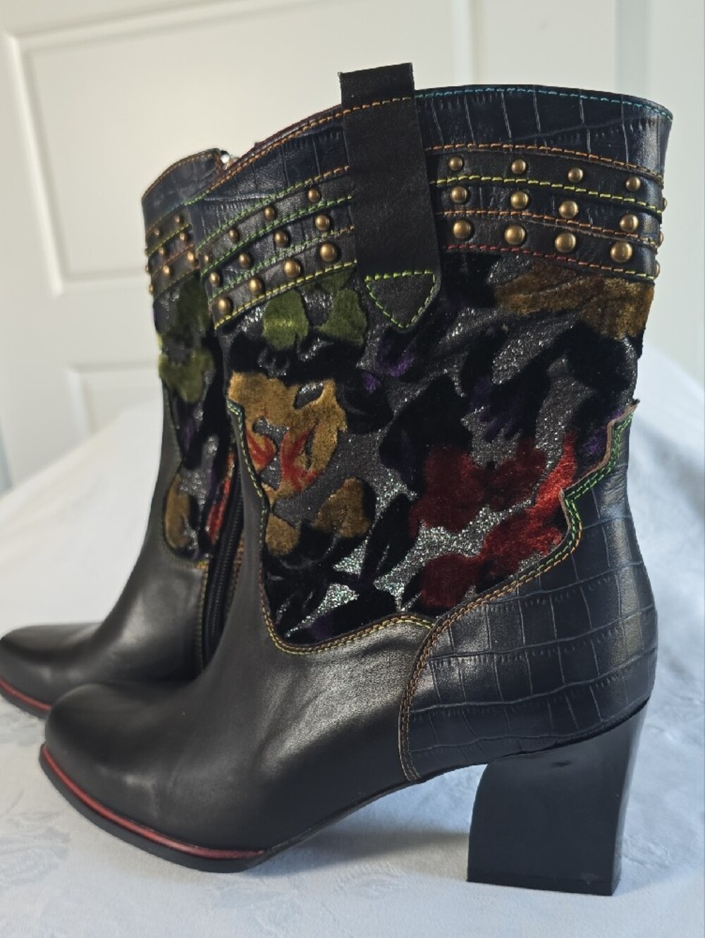L'Artiste Black Leather Heeled Ankle Boots with Multicolor Flowers Size EU 41 - Picture 5 of 16